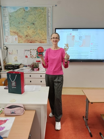 b74fbb84-8672-497b-a19a-a75604cba9dc