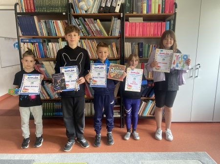 Wyniki Konkursu Fotograficznego ''Wiosna z książką''