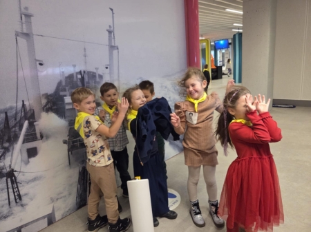 Klasy: 1a i 1b w Morskim Centrum Nauki w Szczecinie